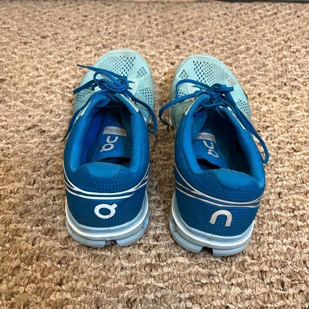 Womens on cloud shoes